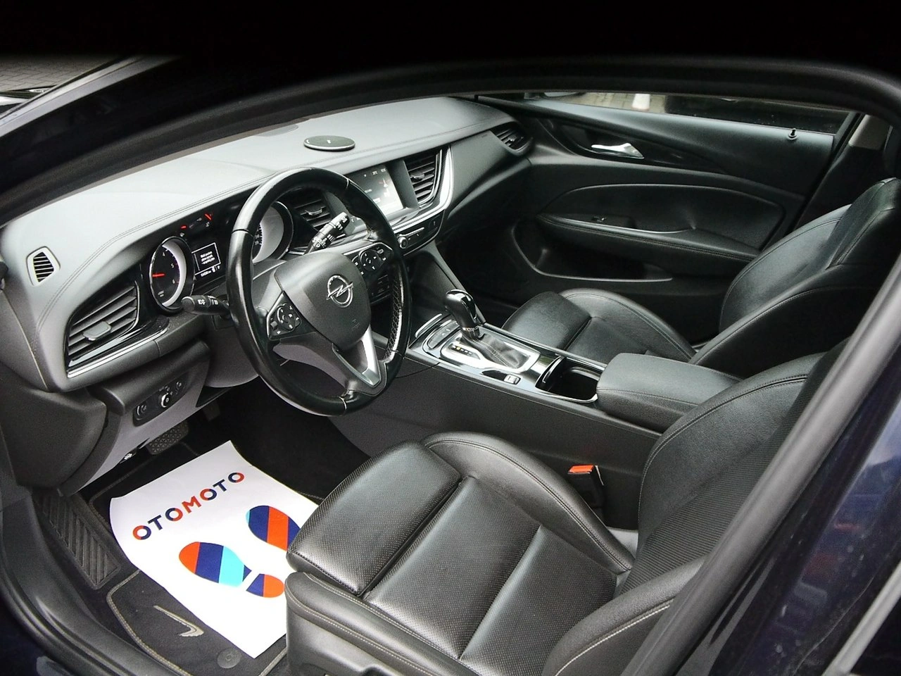 Opel Insignia - Zdjęcie 17