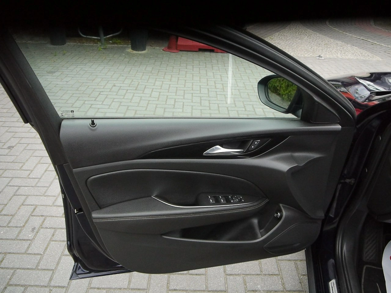 Opel Insignia - Zdjęcie 18