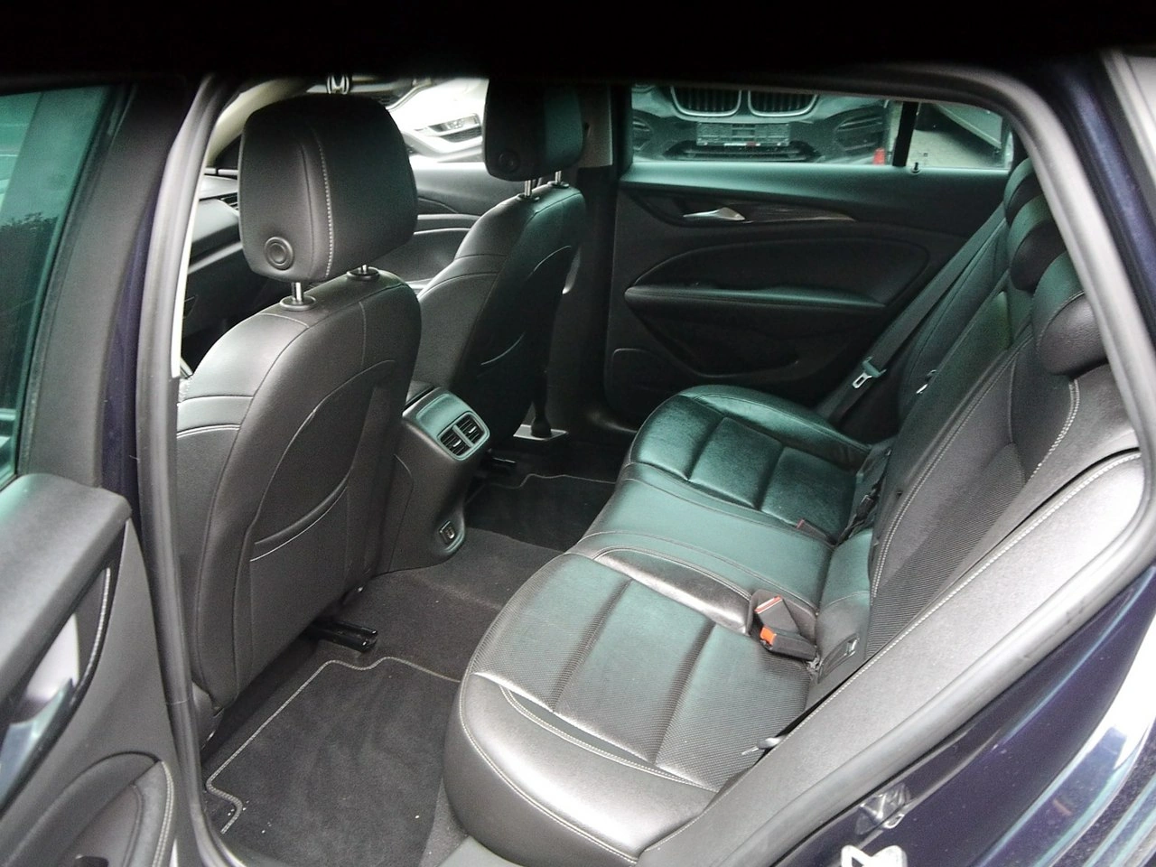 Opel Insignia - Zdjęcie 20