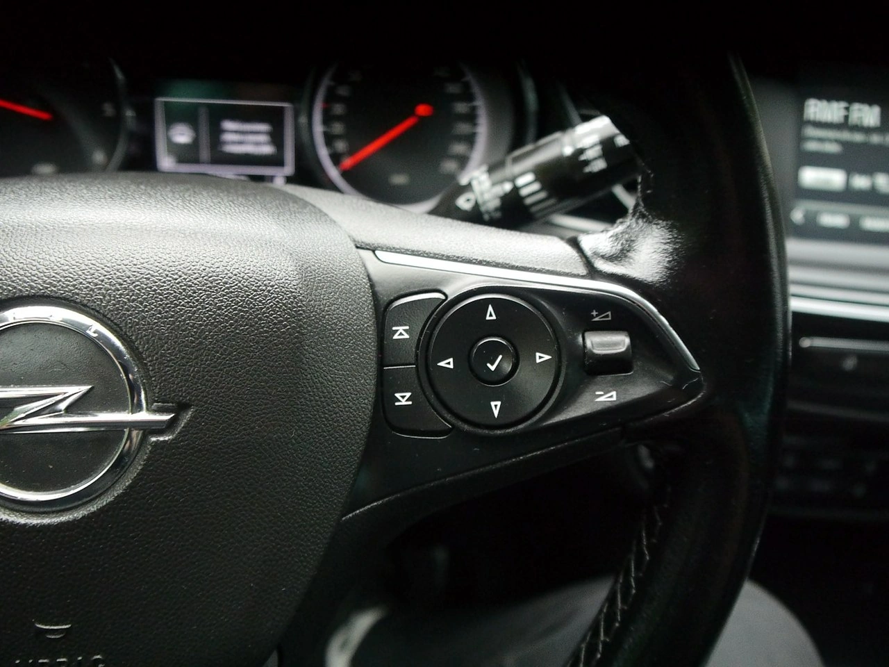 Opel Insignia - Zdjęcie 29