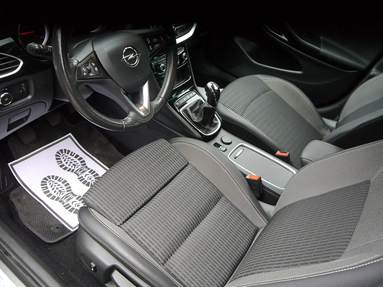 Opel Astra - Zdjęcie 17