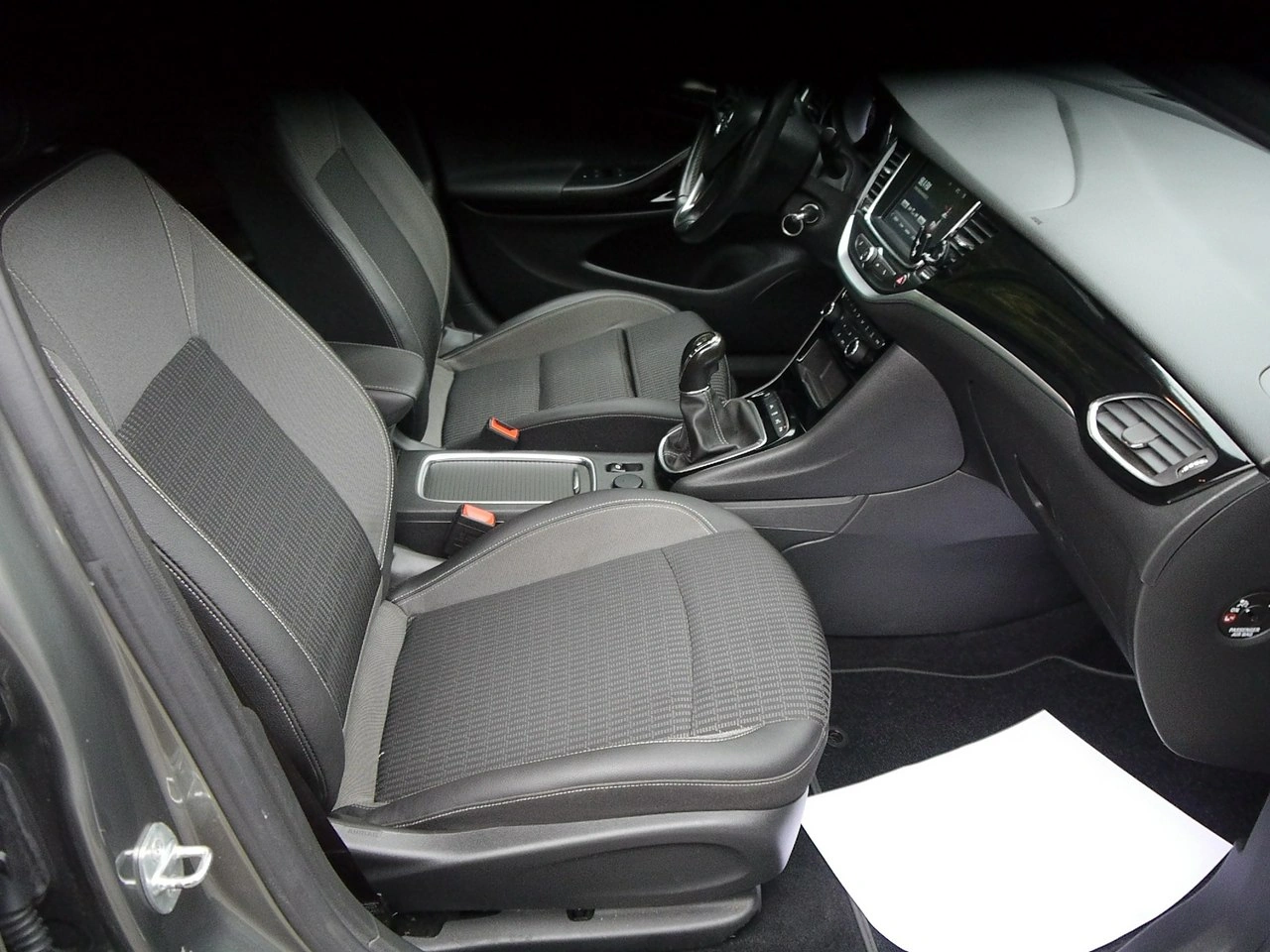 Opel Astra - Zdjęcie 22