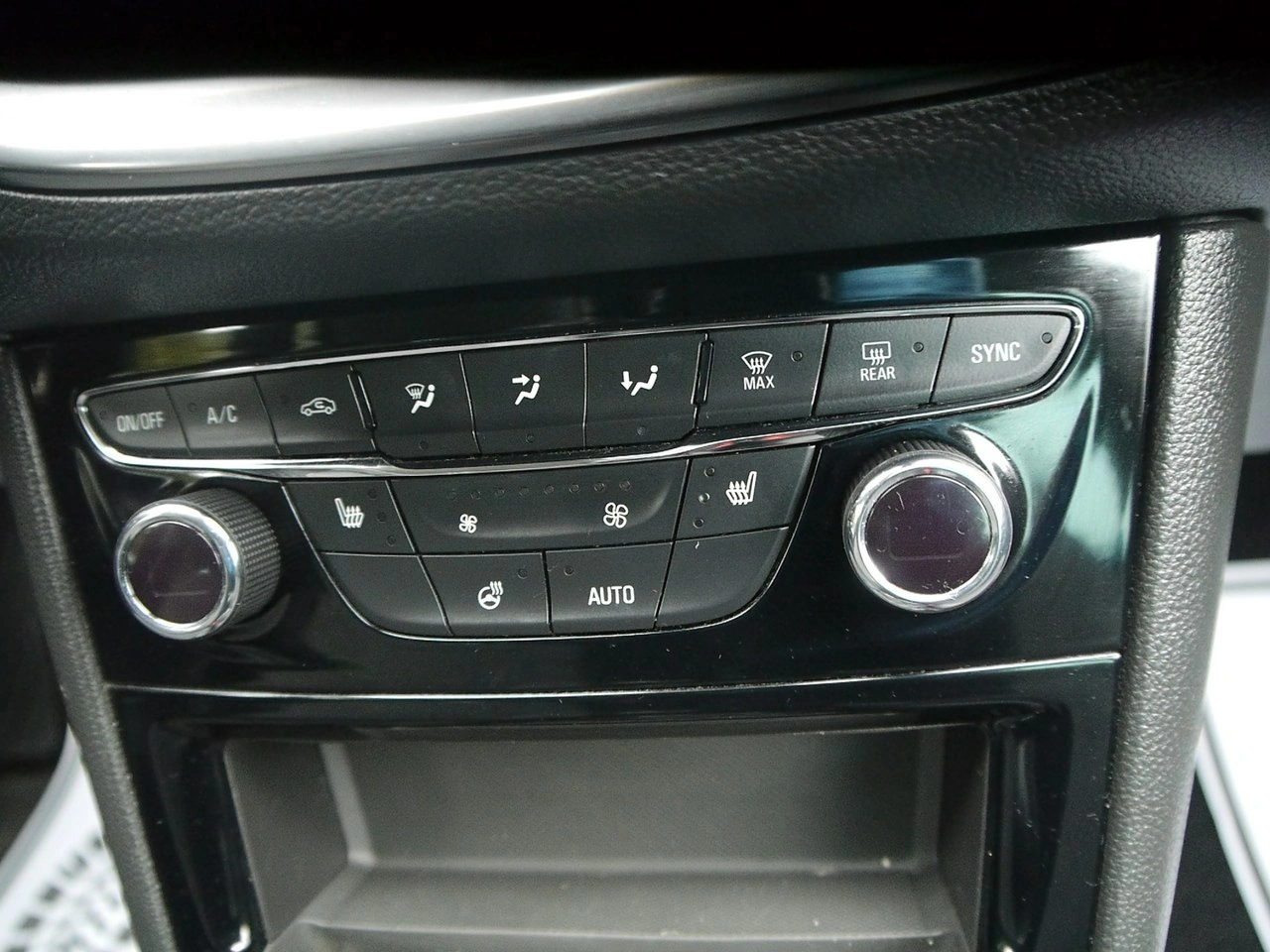 Opel Astra - Zdjęcie 19