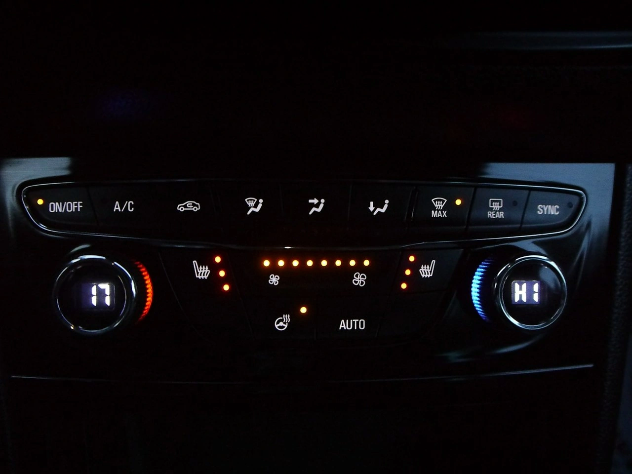 Opel Astra - Zdjęcie 21