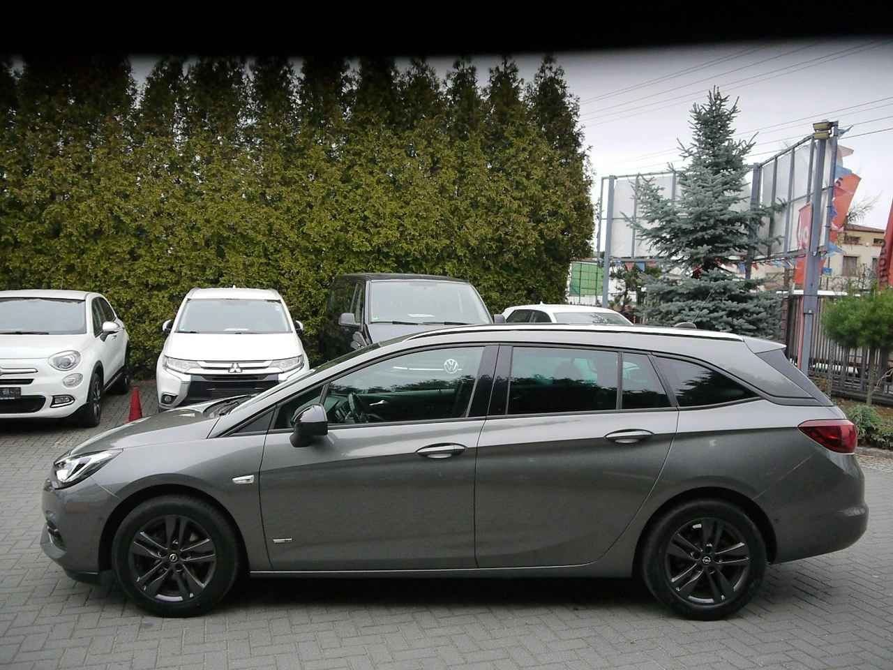 Opel Astra - Zdjęcie 9