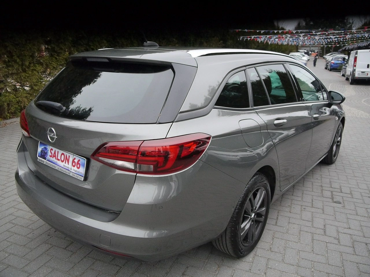 Opel Astra - Zdjęcie 4