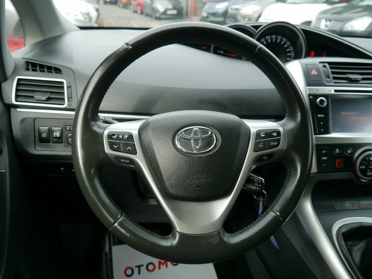 Toyota Verso - Zdjęcie 13