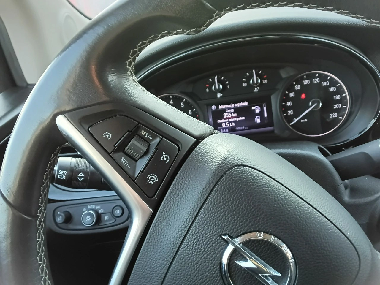 Opel Mokka - Zdjęcie 25