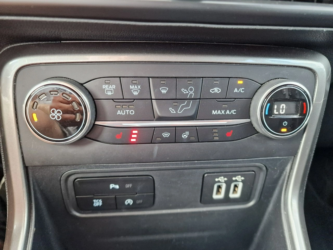 Ford EcoSport - Zdjęcie 27