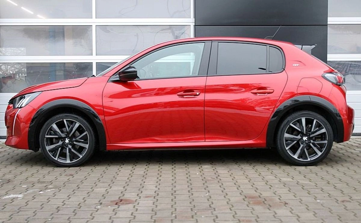 Peugeot 208 - Zdjęcie 10