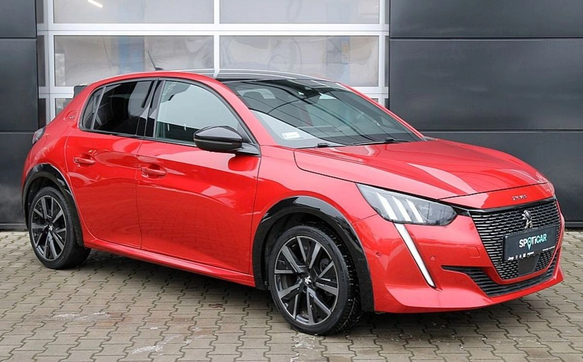 Peugeot 208 - Zdjęcie 11