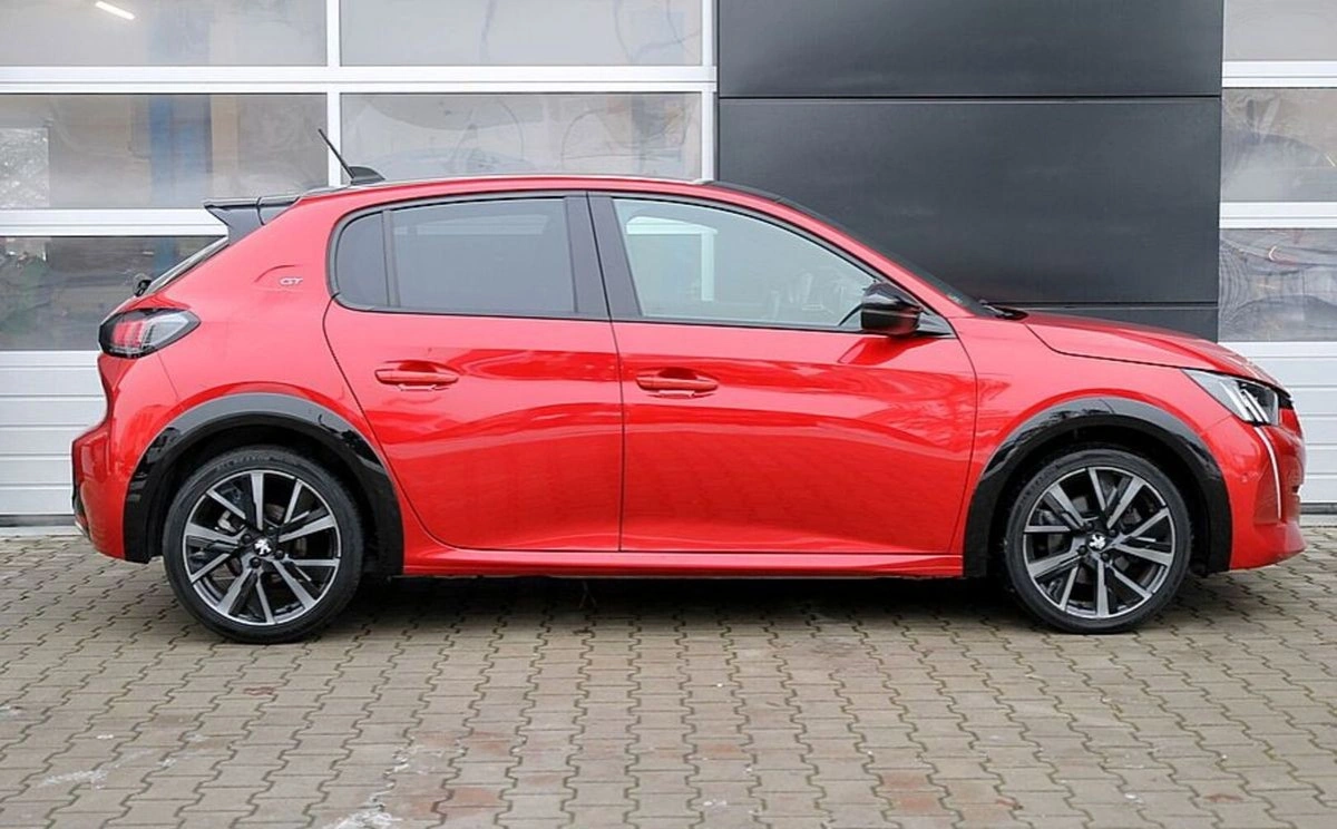 Peugeot 208 - Zdjęcie 12