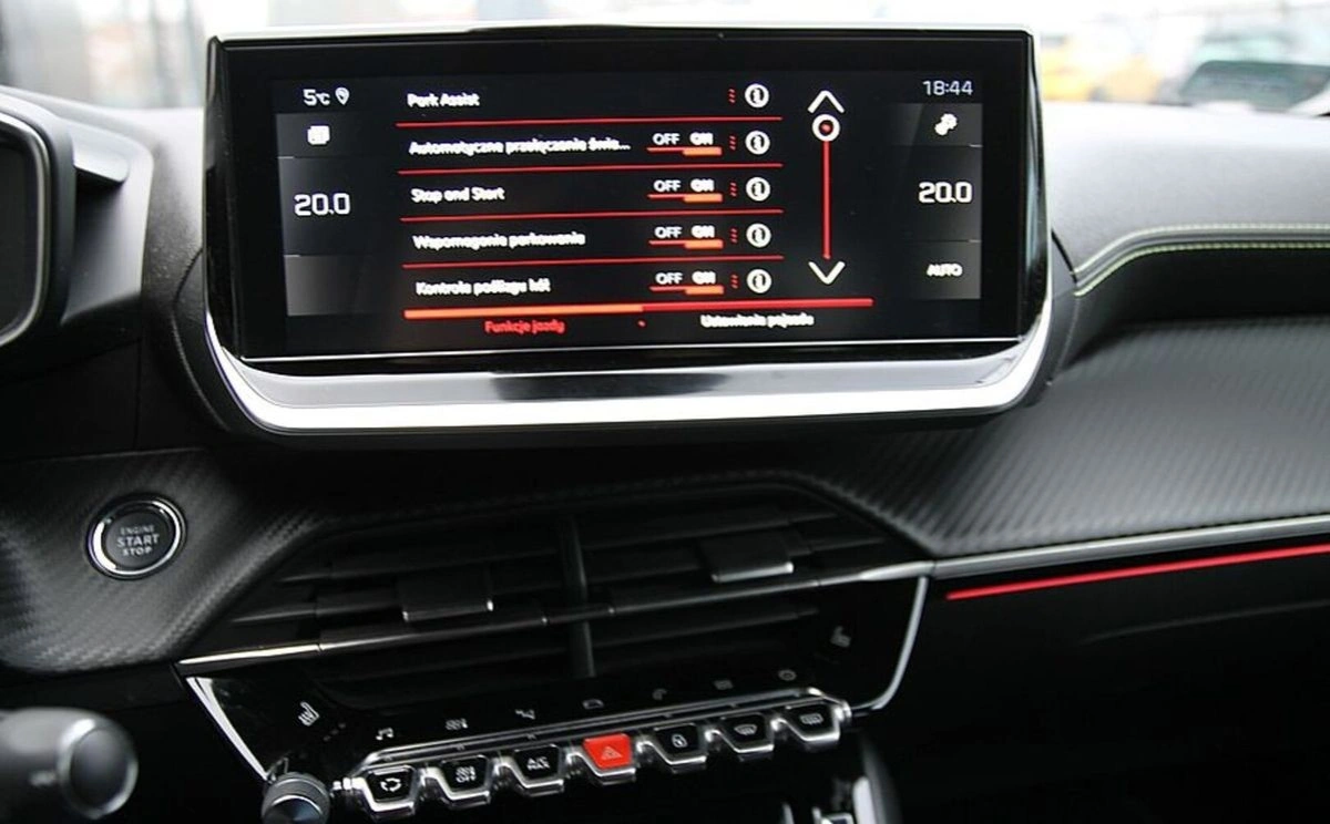 Peugeot 208 - Zdjęcie 33