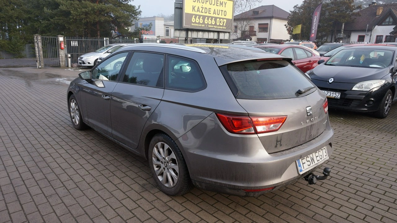 Seat Leon - Zdjęcie 8