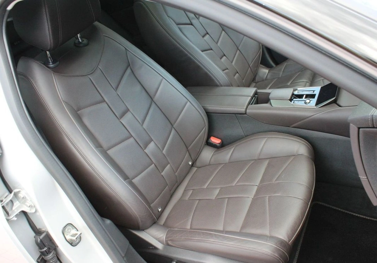 DS Automobiles DS 4 - Zdjęcie 10