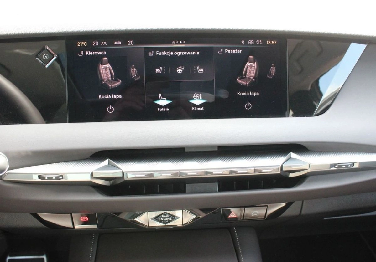 DS Automobiles DS 4 - Zdjęcie 11