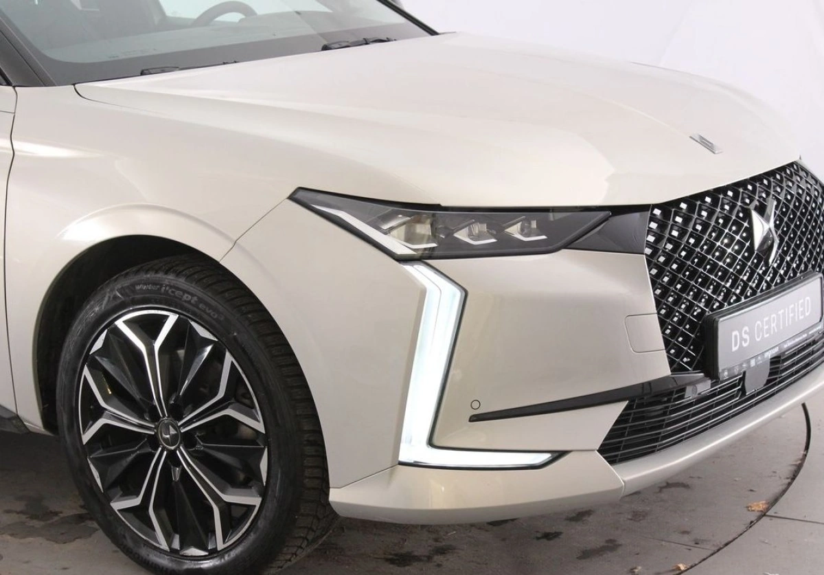 DS Automobiles DS 4 - Zdjęcie 24