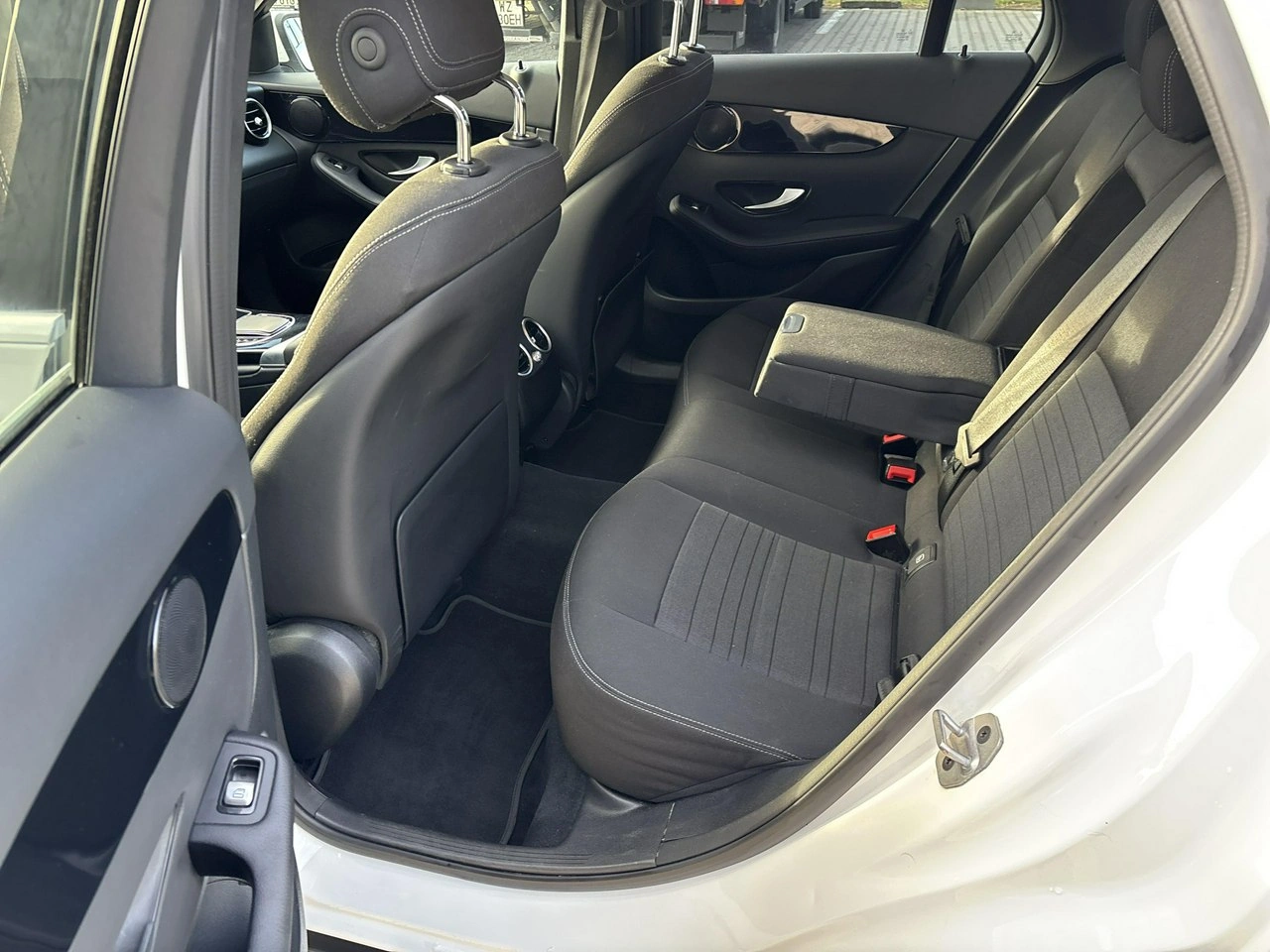 Mercedes GLC 200 - Zdjęcie 10