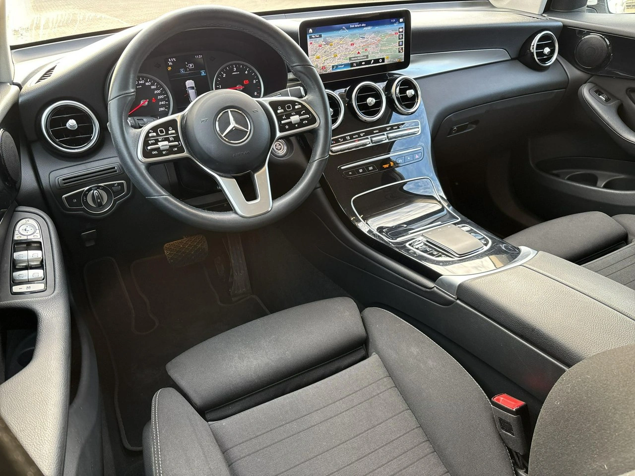 Mercedes GLC 200 - Zdjęcie 11