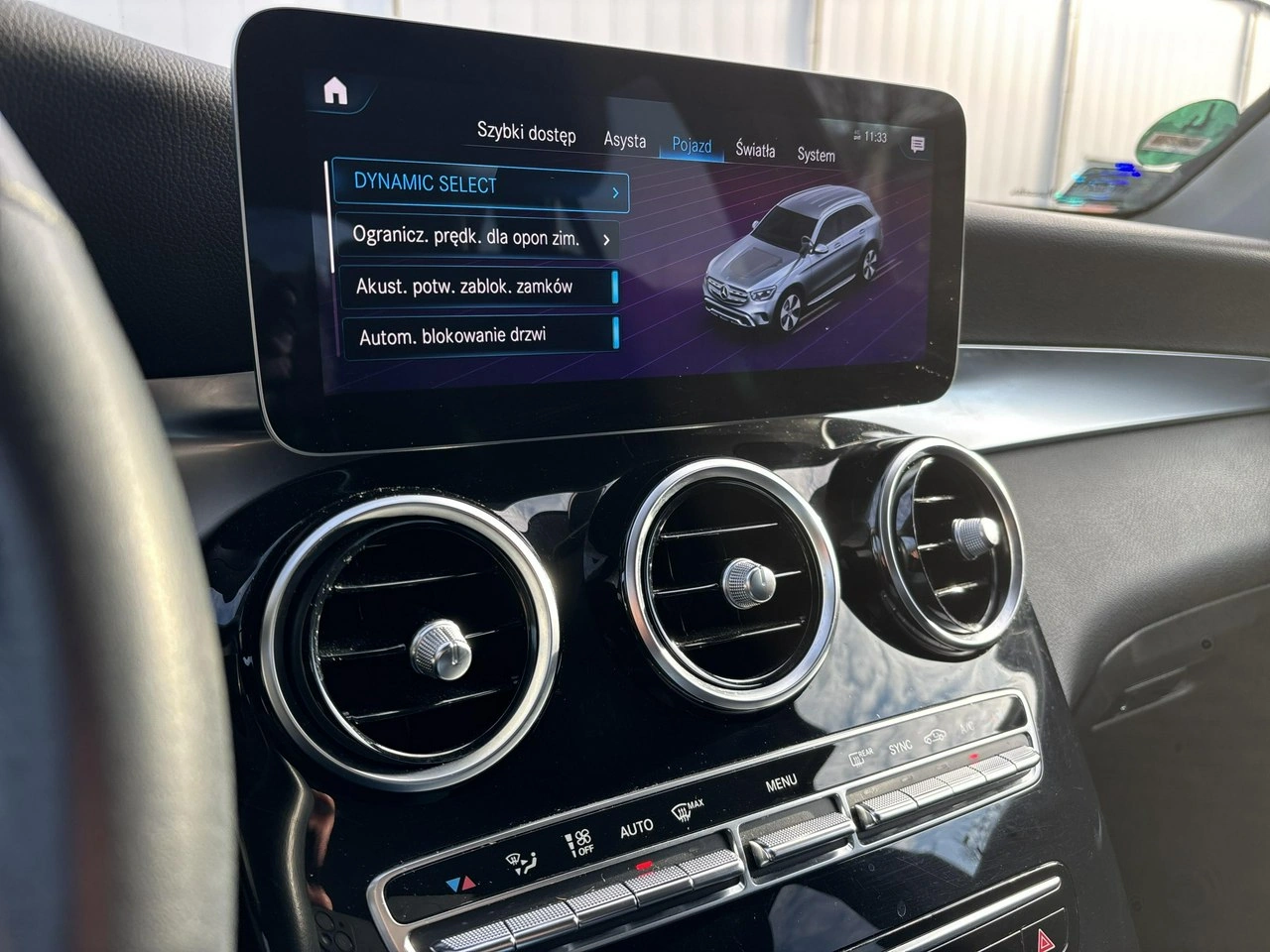 Mercedes GLC 200 - Zdjęcie 24