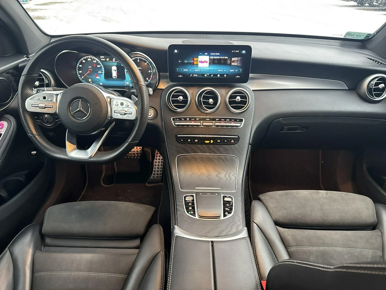 Mercedes GLC 220 - Zdjęcie 22