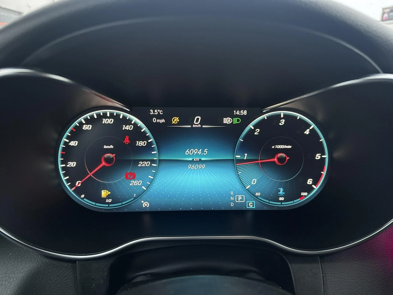 Mercedes GLC 220 - Zdjęcie 26