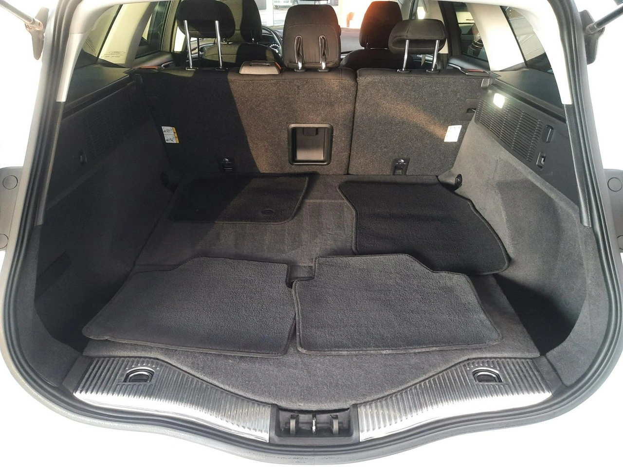 Ford Mondeo - Zdjęcie 34