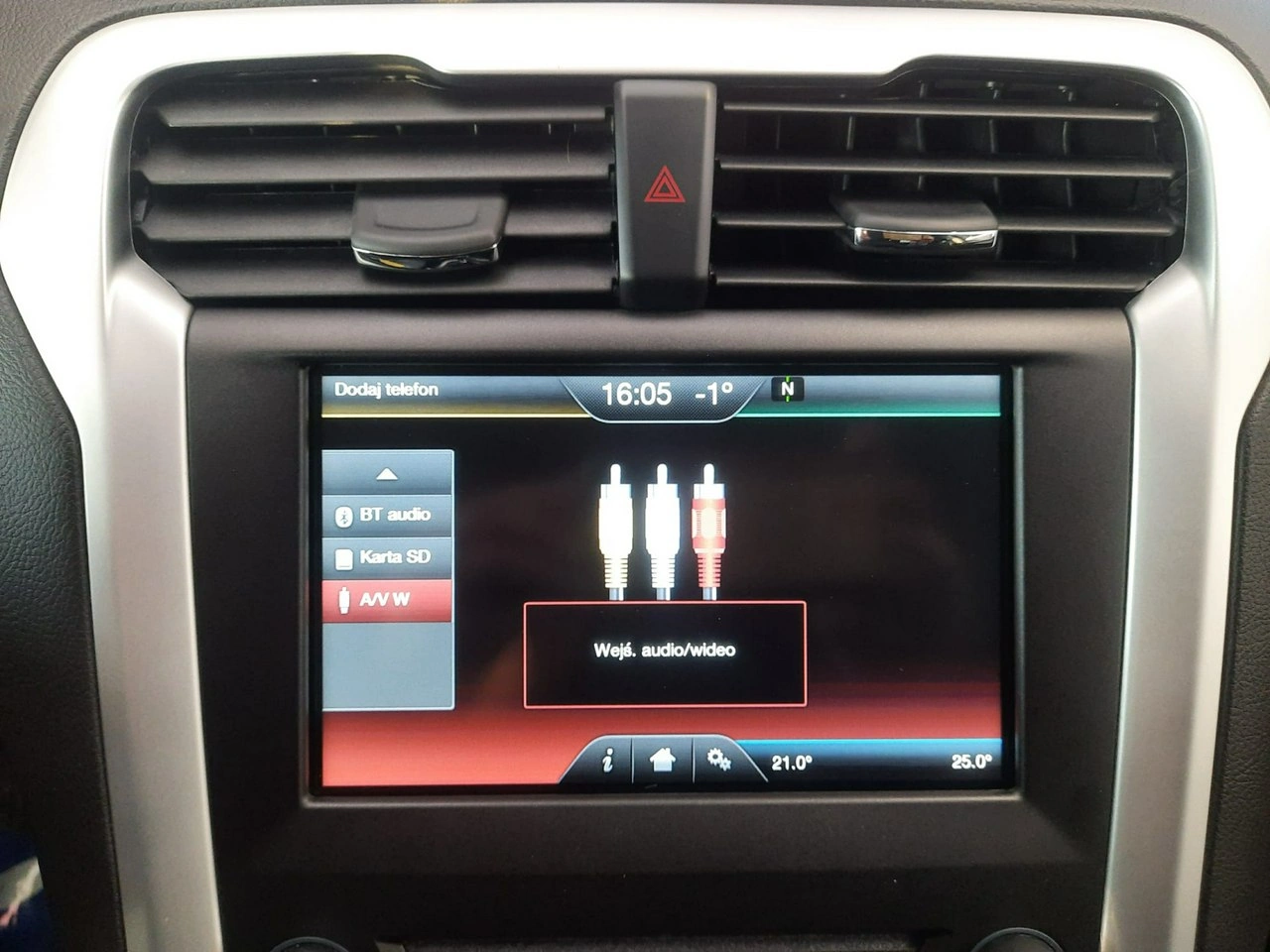 Ford Mondeo - Zdjęcie 17