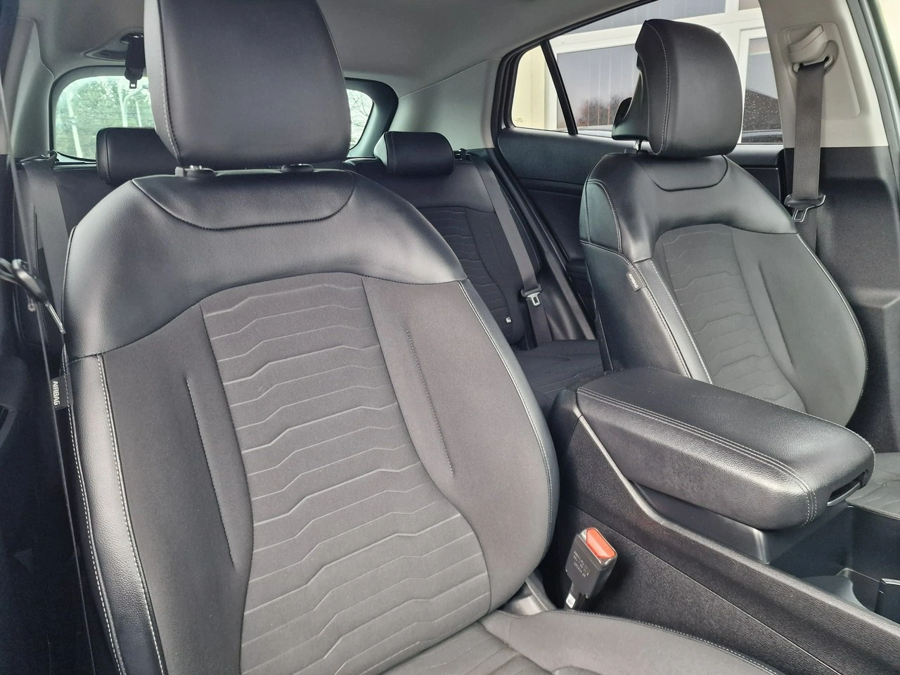 Kia Sportage - Zdjęcie 23