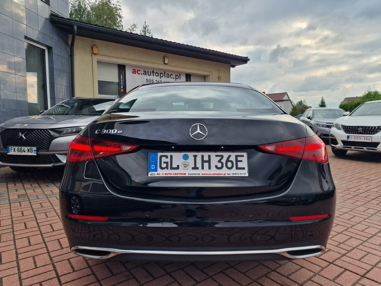 Mercedes C 300 - Zdjęcie 9