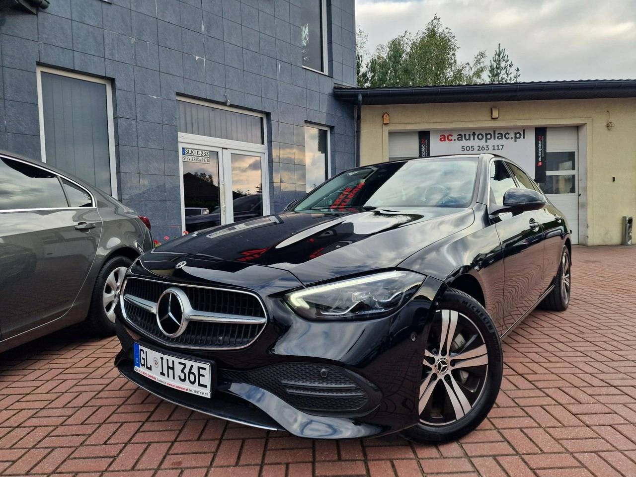 Mercedes C 300 - Zdjęcie 10