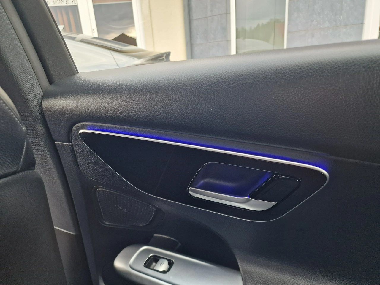 Mercedes C 300 - Zdjęcie 22