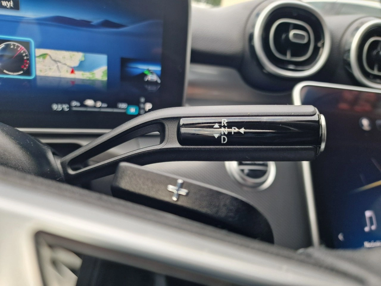 Mercedes C 300 - Zdjęcie 30