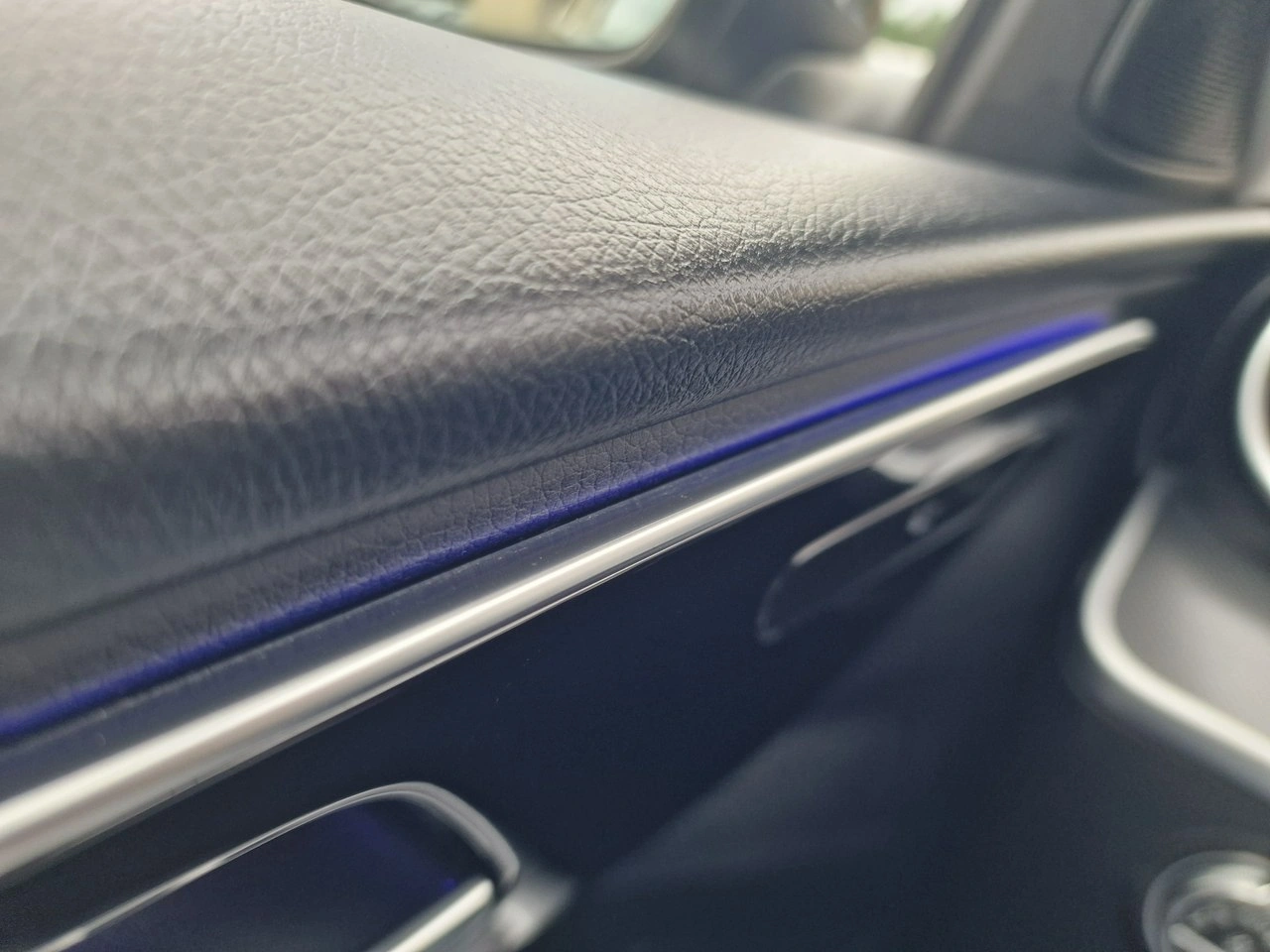 Mercedes C 300 - Zdjęcie 38