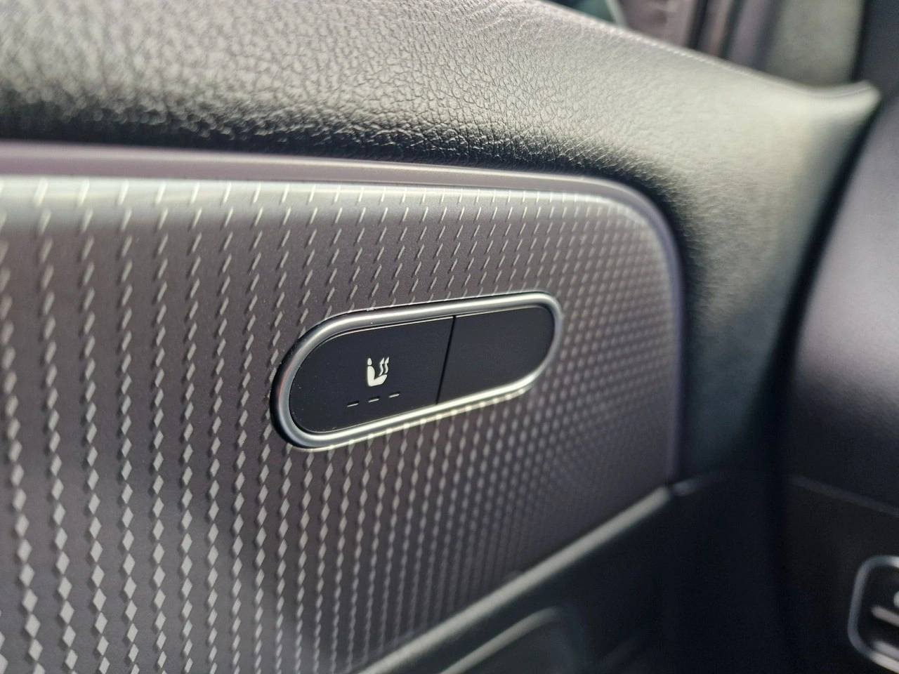 Mercedes GLA 200 - Zdjęcie 38