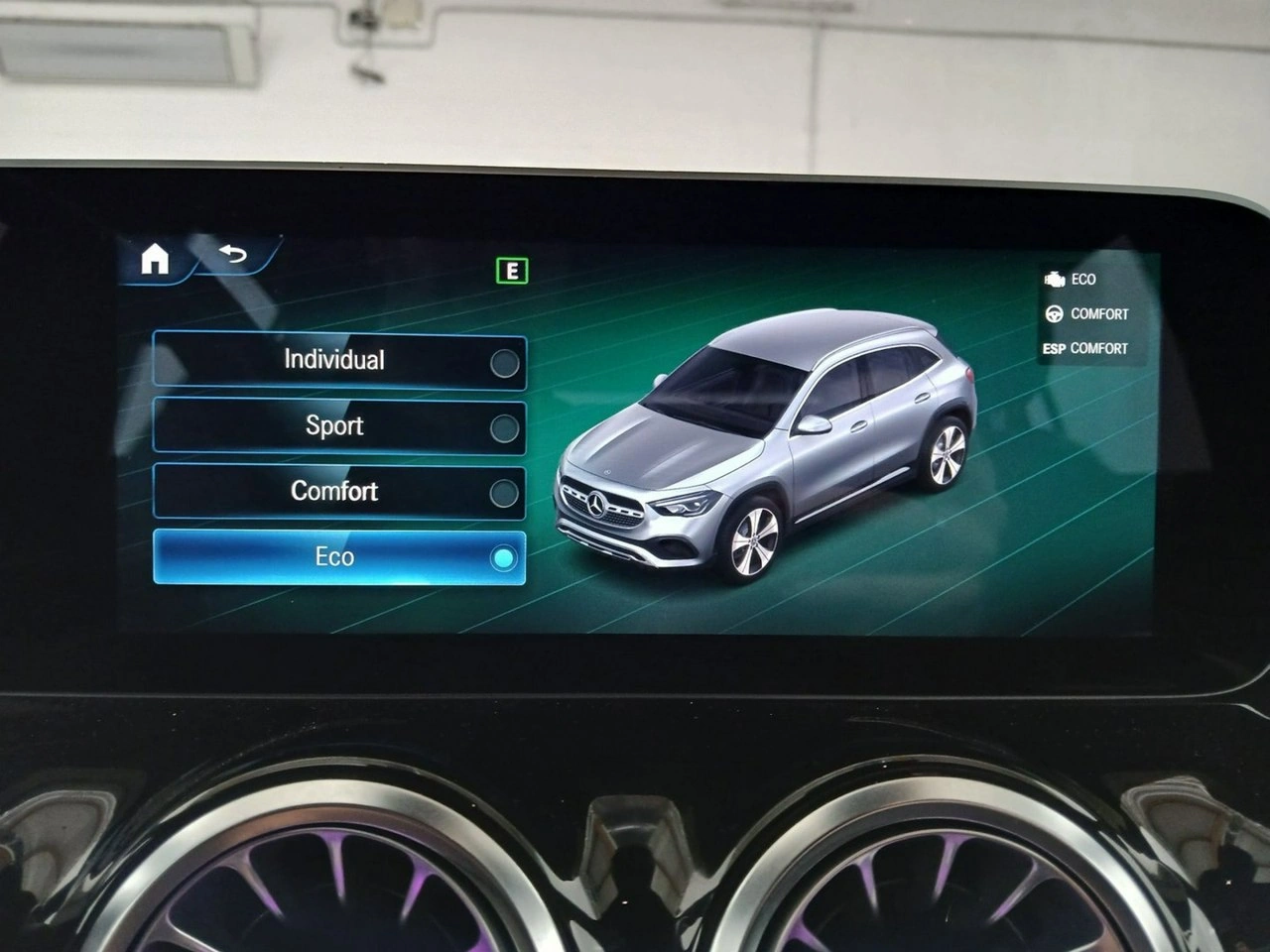 Mercedes GLA 200 - Zdjęcie 29