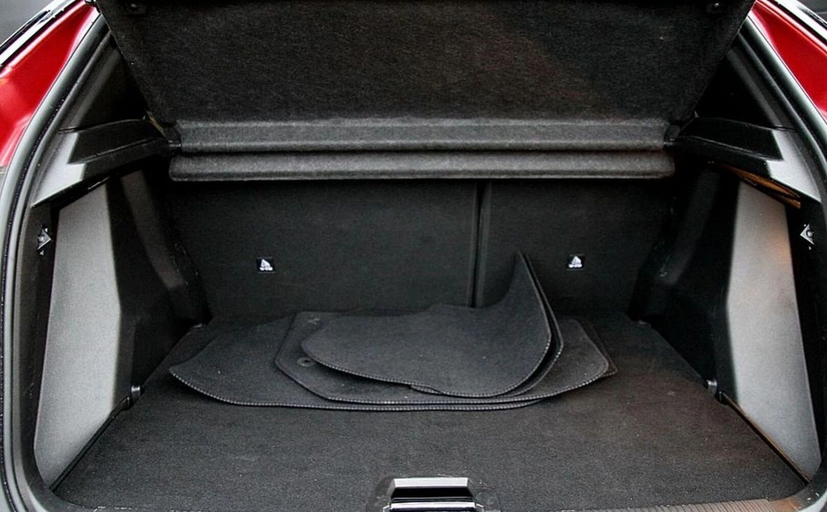 Peugeot 2008 - Zdjęcie 17