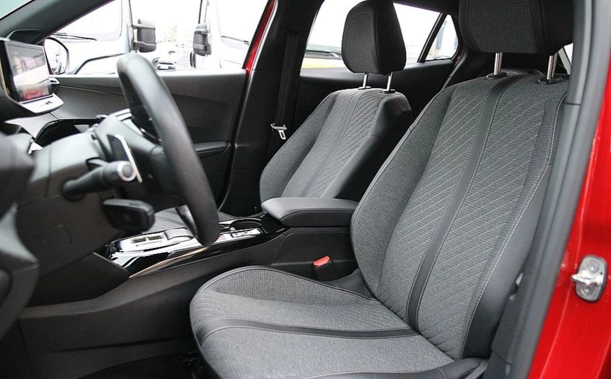 Peugeot 2008 - Zdjęcie 19