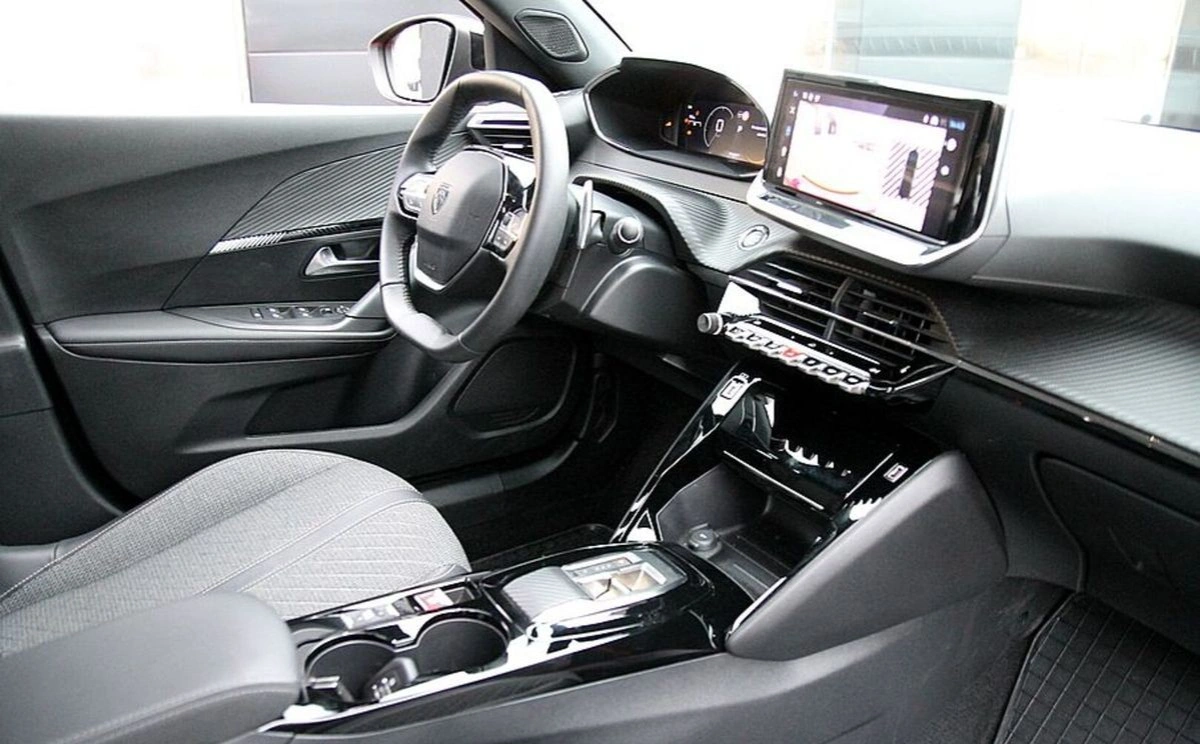 Peugeot 2008 - Zdjęcie 23