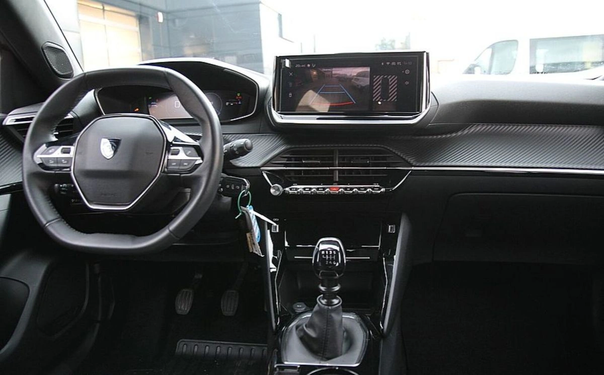 Peugeot 2008 - Zdjęcie 19