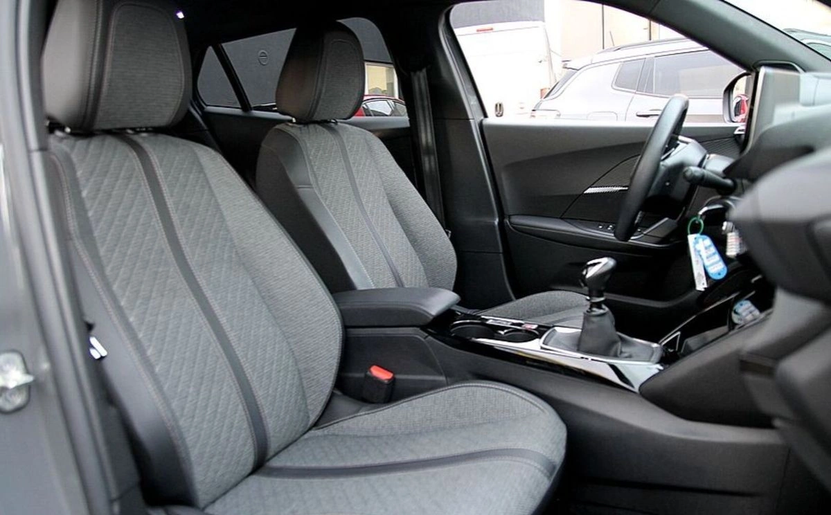 Peugeot 2008 - Zdjęcie 22