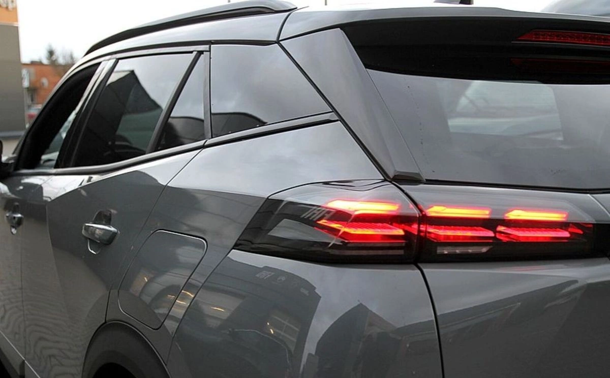 Peugeot 2008 - Zdjęcie 24