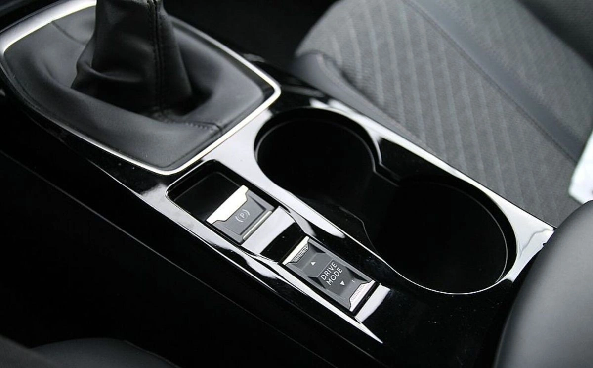 Peugeot 2008 - Zdjęcie 29