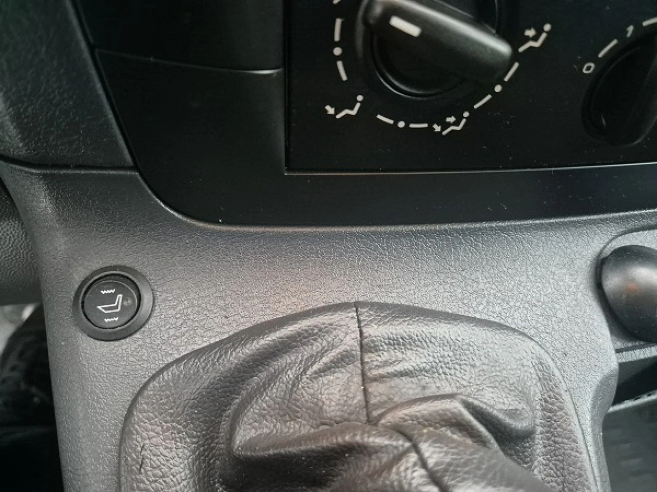 Peugeot Expert - Zdjęcie 10