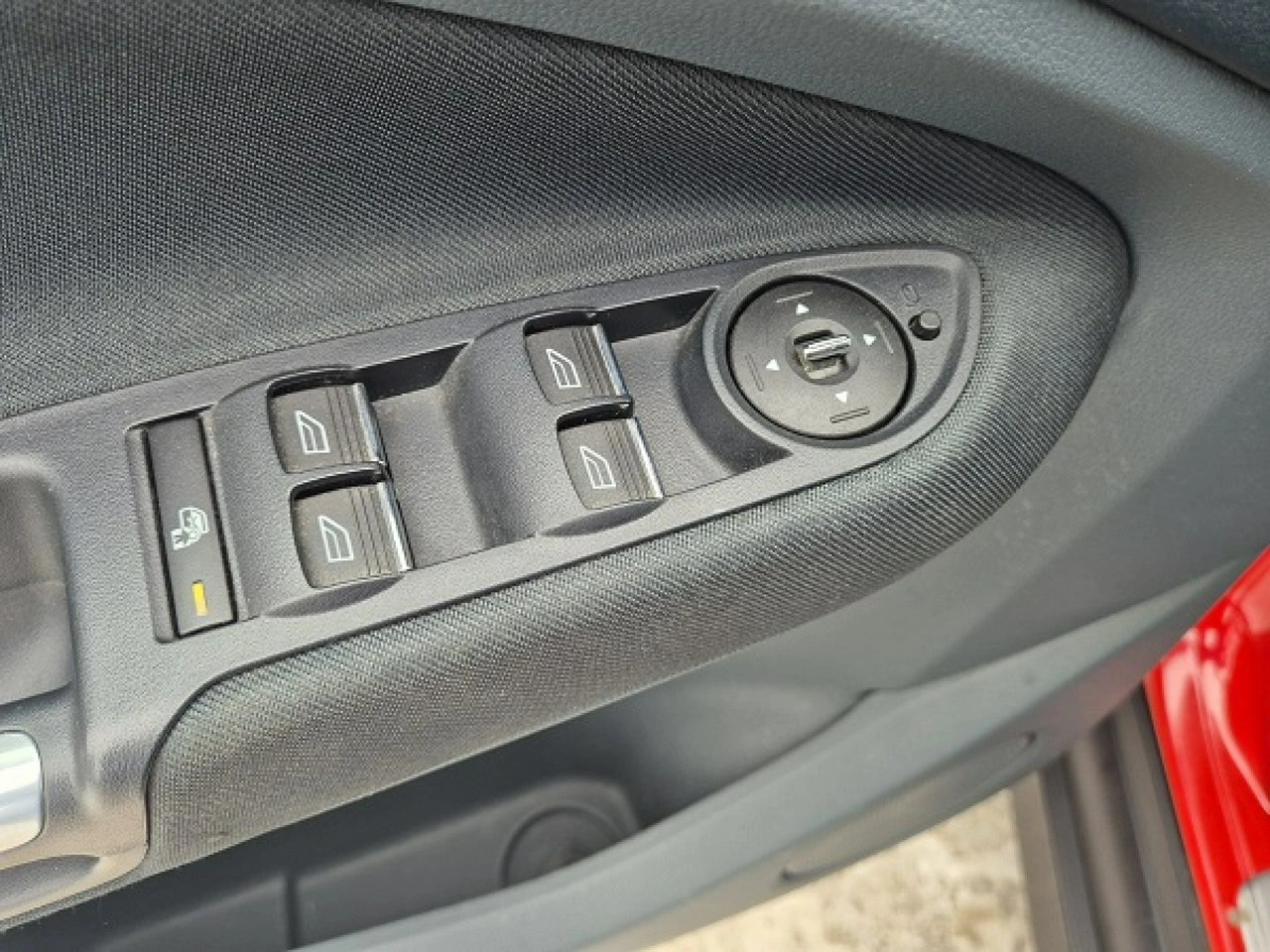 Ford Focus C-Max - Zdjęcie 18