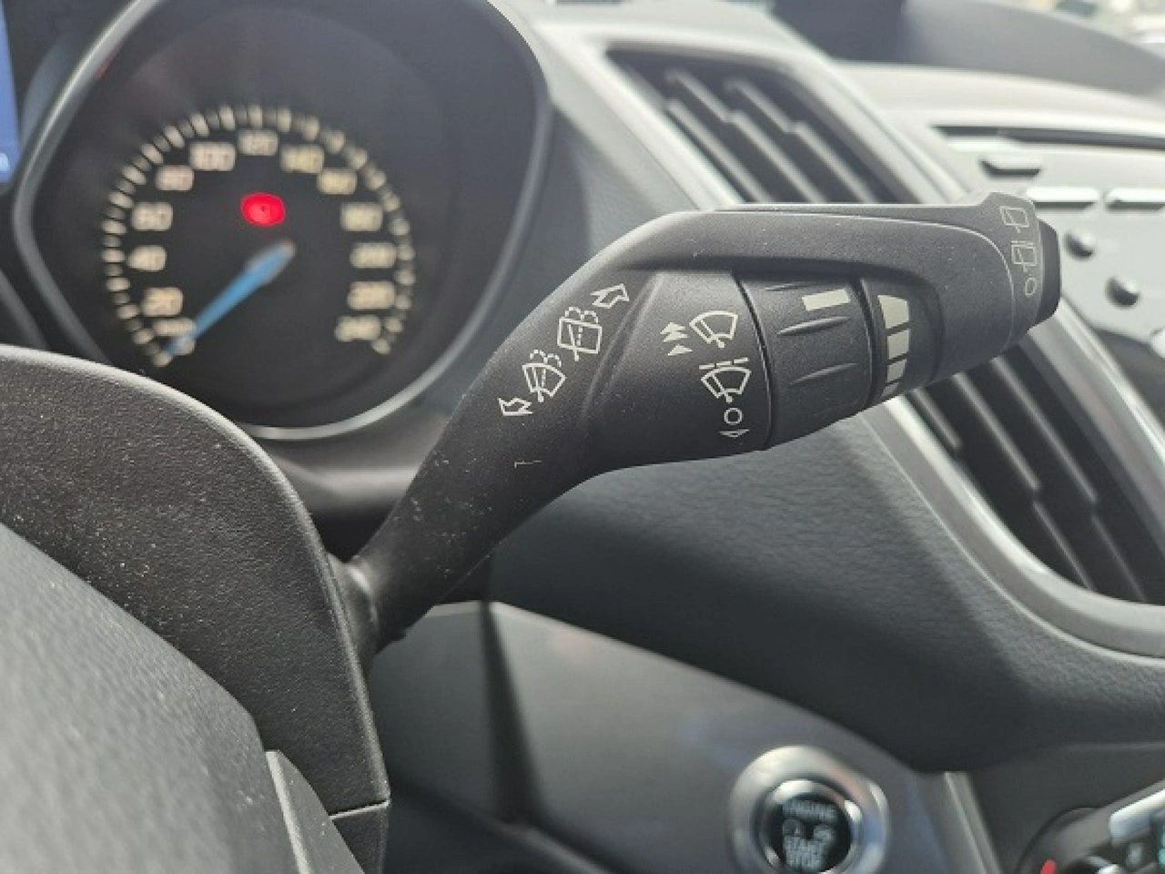 Ford Focus C-Max - Zdjęcie 24