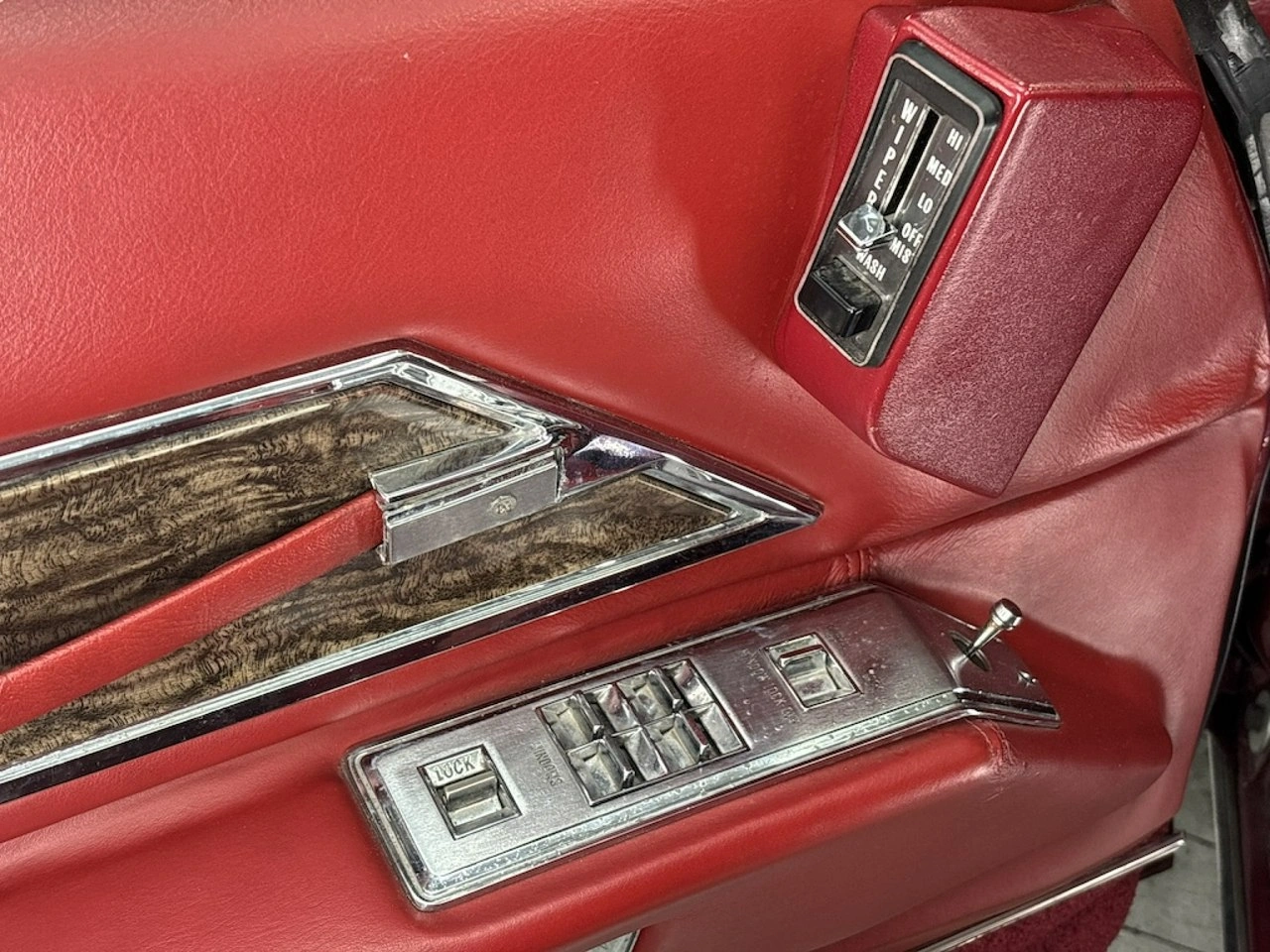 Cadillac Eldorado - Zdjęcie 21