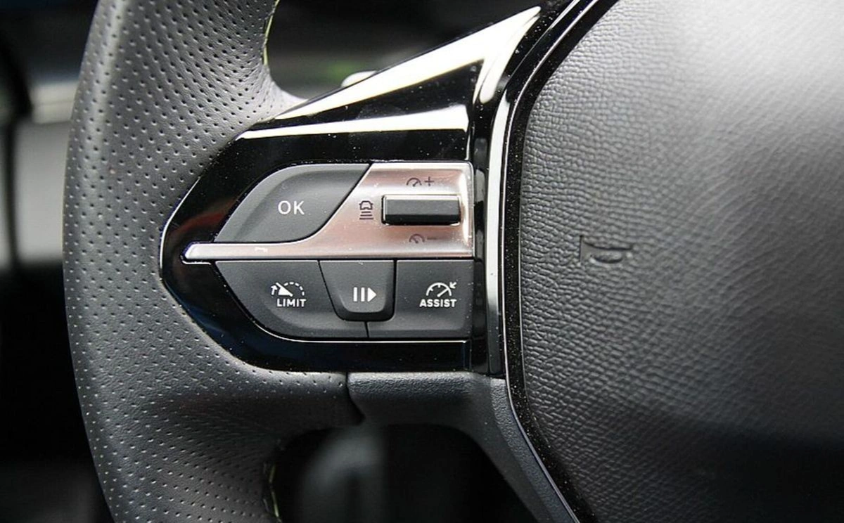 Peugeot 308 - Zdjęcie 33