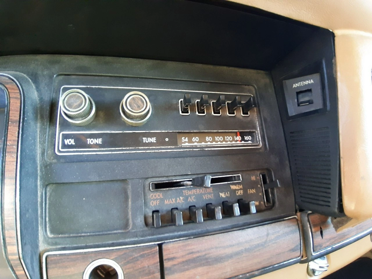 Chrysler Town & Country - Zdjęcie 14