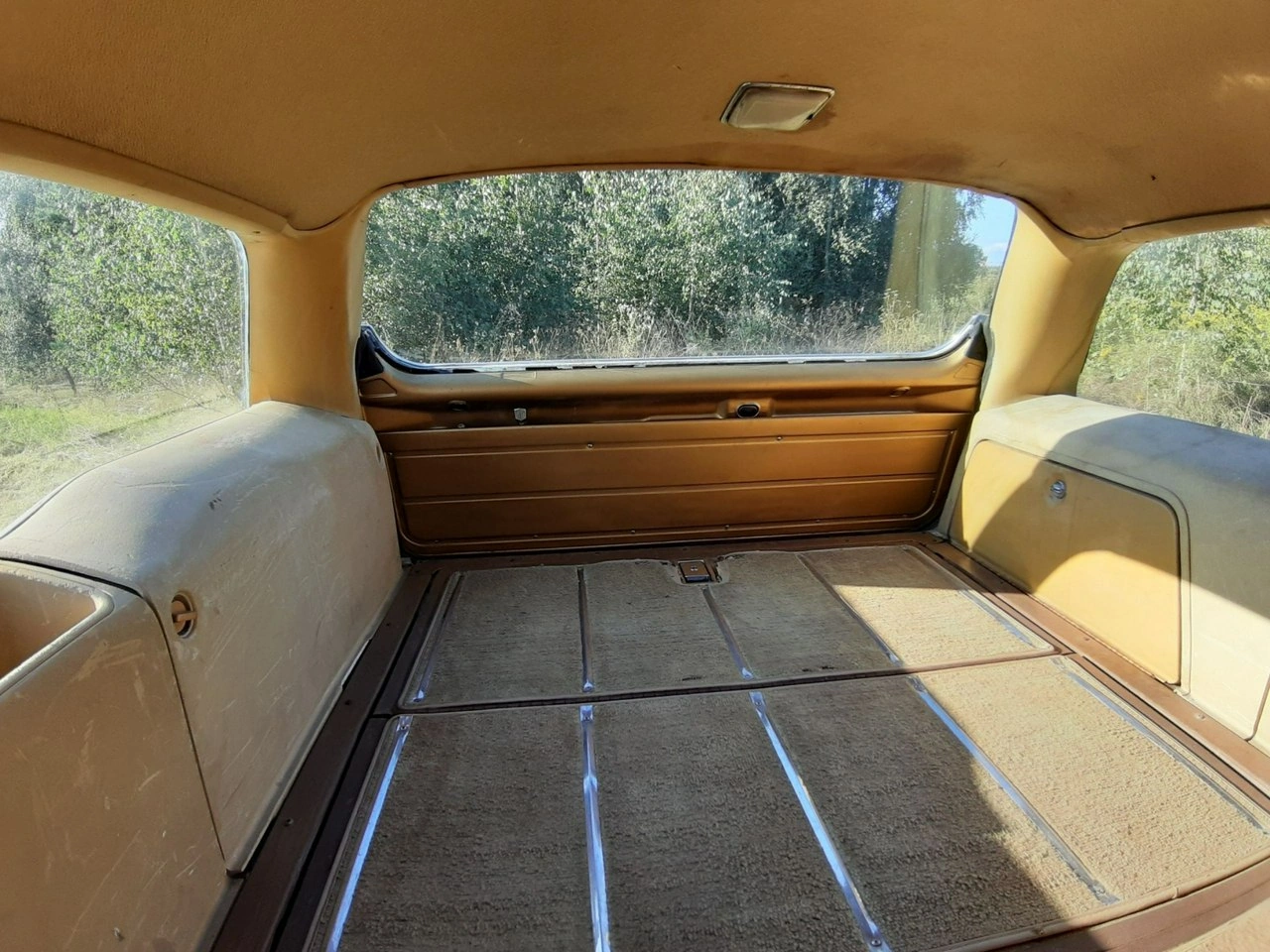 Chrysler Town & Country - Zdjęcie 12